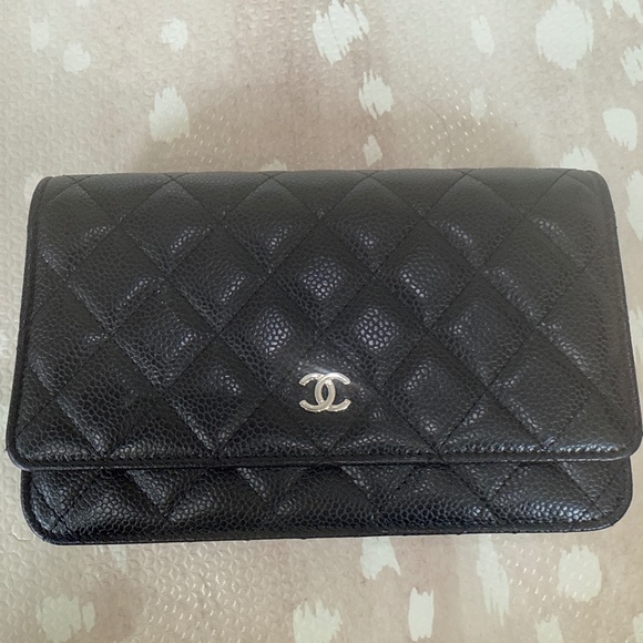 Perfect condition Chanel Wallet on a Chain - Picture 1 of 5